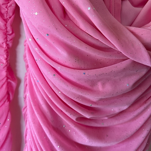 Shein pink silver glitter, toile bodycon mini dress, Barbiecore, size M, EUC - Picture 3 of 4